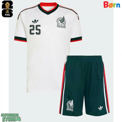Mexico Roberto Alvarado #25 Replika Babytøj Udebanesæt Børn VM 2026 Kortærmet (+ Korte bukser)